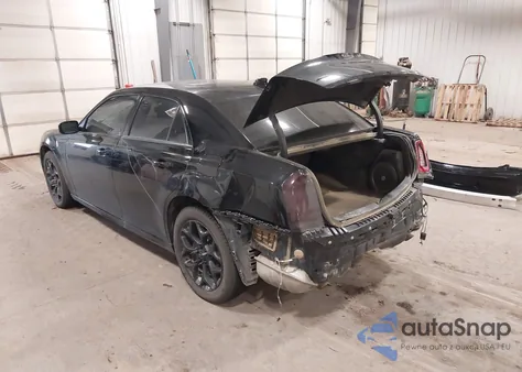 2023 Chrysler 300 Touring L Awd z USA, uszkodzony, nr VIN 2C3CCASG7PH662088